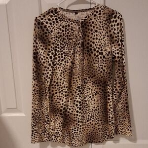 Chic Leopard Print Long Sleeve Blouse